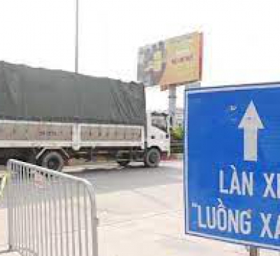 ĐỒNG NAI: CẤP GẦN 12 NGÀN THẺ NHẬN DIỆN QR “LUỒNG XANH” VẬN TẢI