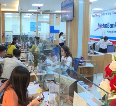 Sau Tết, nhiều ngân hàng tiếp tục giảm lãi suất tiết kiệm